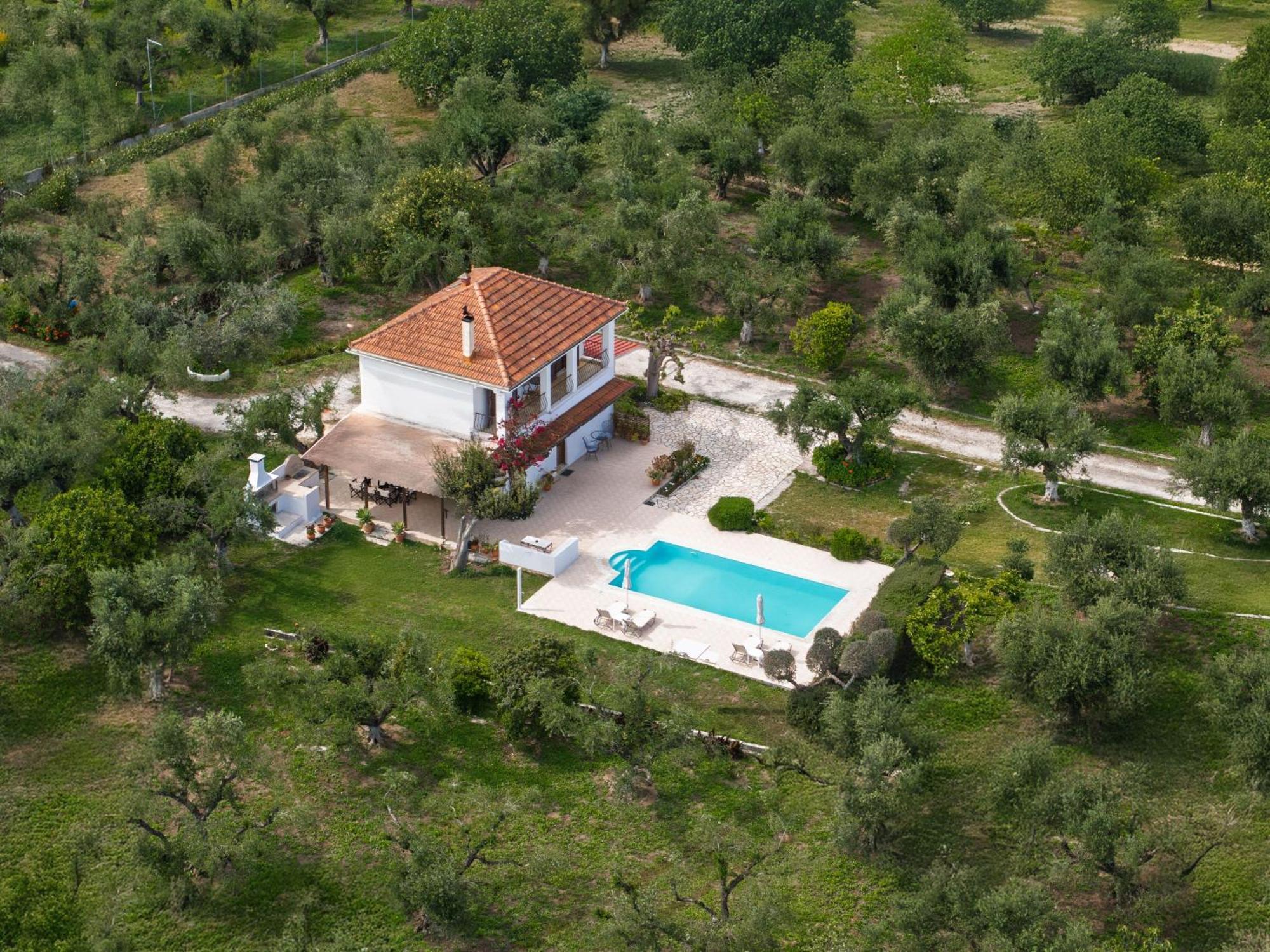 Villa Lola - 3 Bedrooms & Private Pool Lithakia  Bagian luar foto