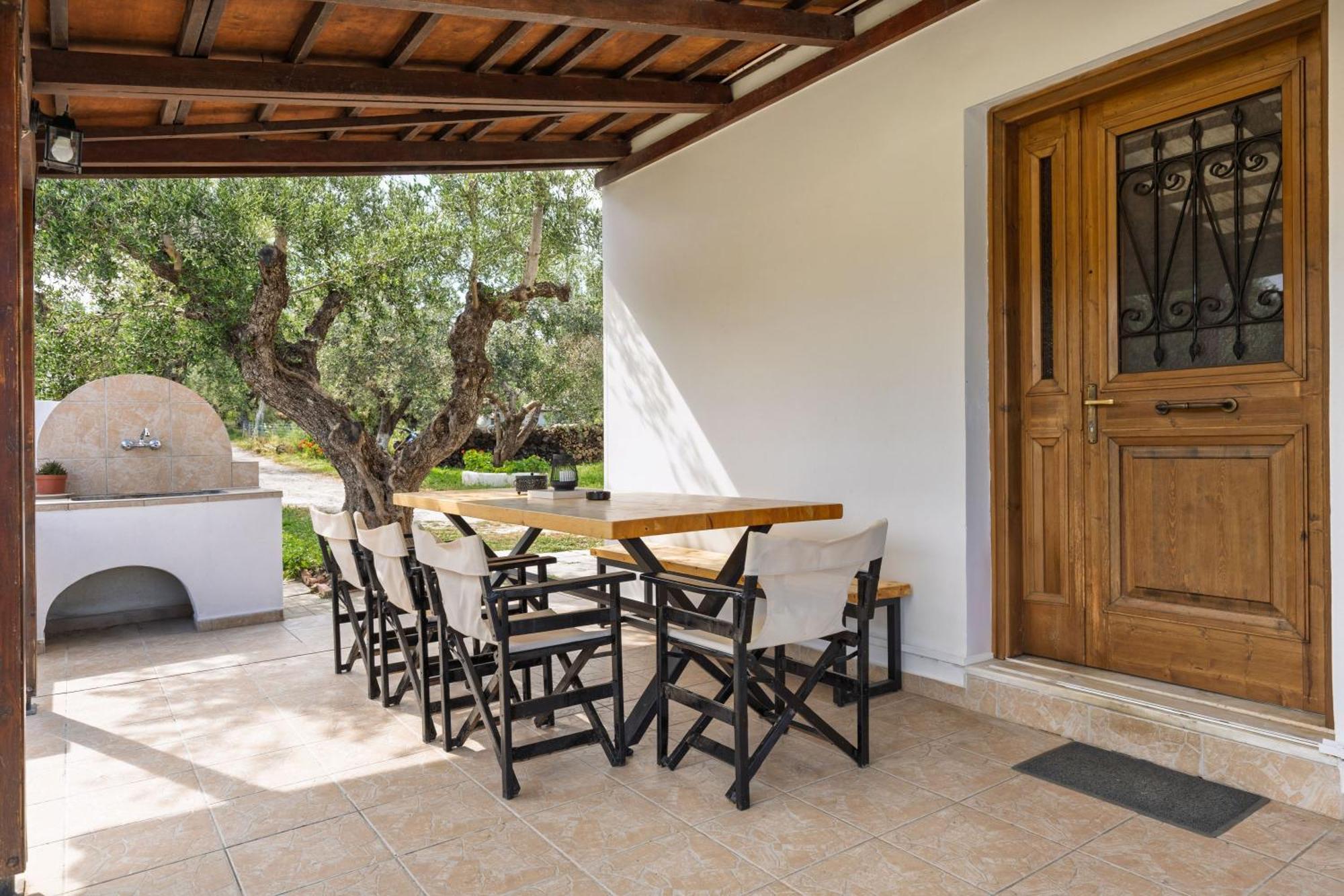 Villa Lola - 3 Bedrooms & Private Pool Lithakia  Bagian luar foto