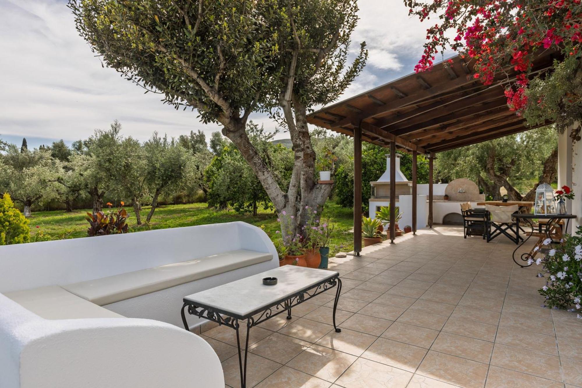 Villa Lola - 3 Bedrooms & Private Pool Lithakia  Bagian luar foto