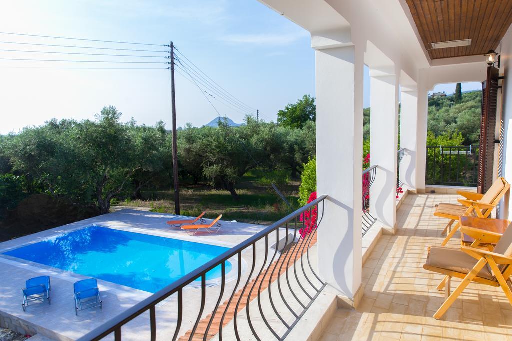 Villa Lola - 3 Bedrooms & Private Pool Lithakia  Bagian luar foto
